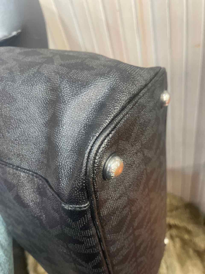Purse - Michael Kors Shoulder Bag