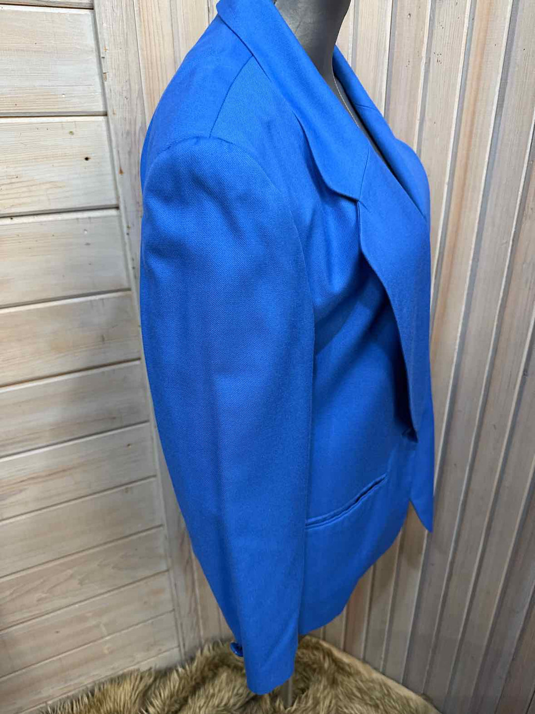 12 - Pendleton Blazer