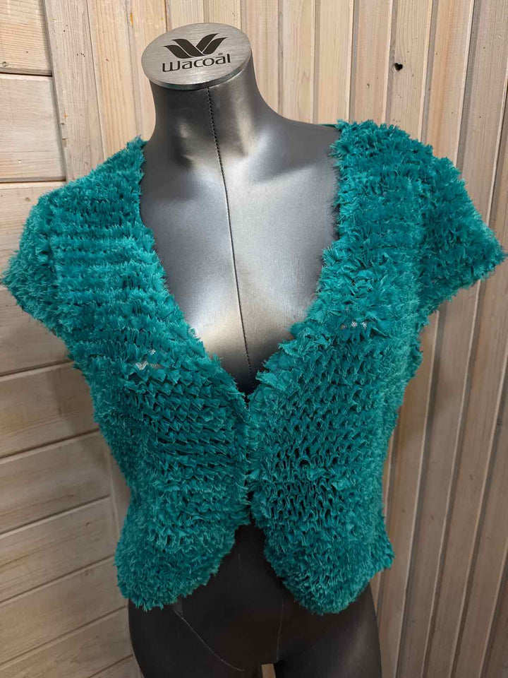 L - T. Bleu Vest