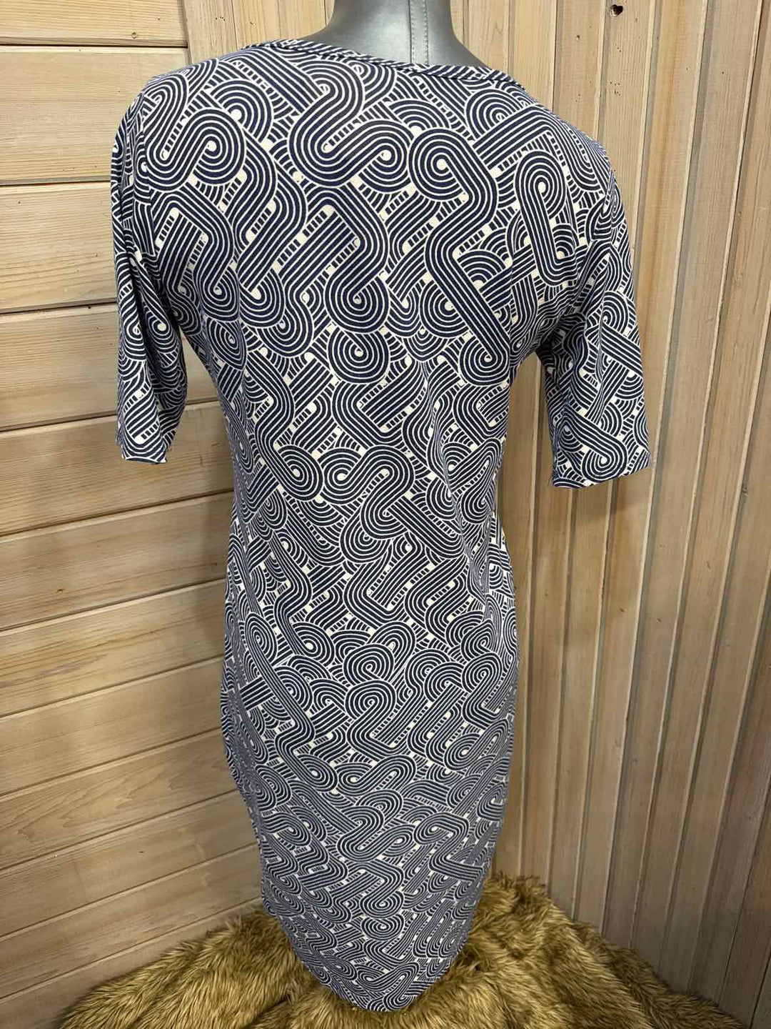 L - LuLaRoe Dress