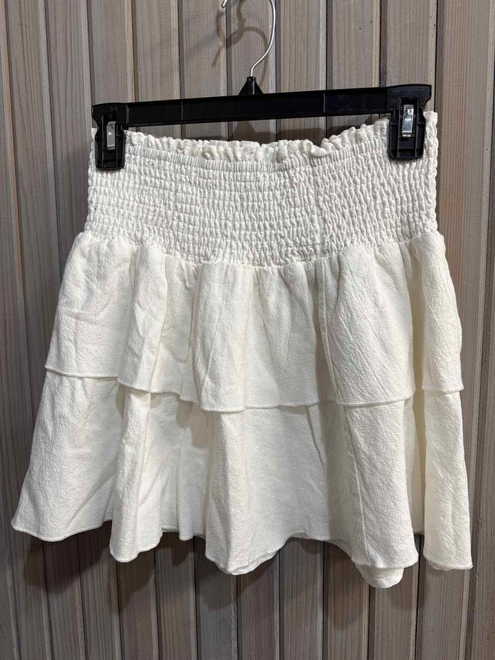 L - Unknown Skirt
