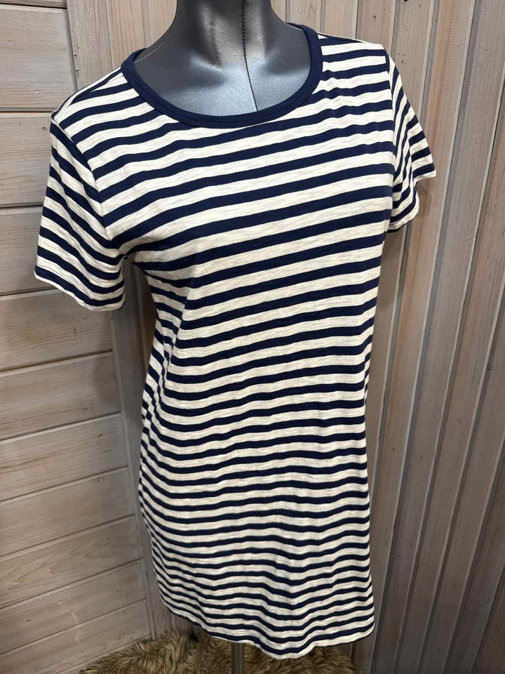 M - Old Navy Dress