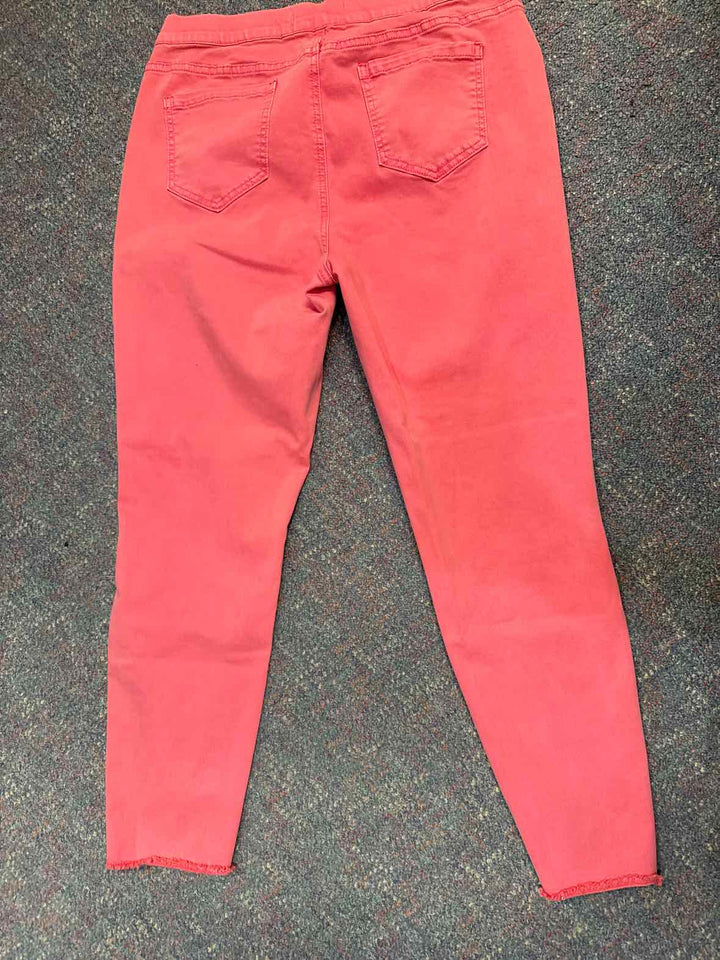 12 - Charlie B Capri