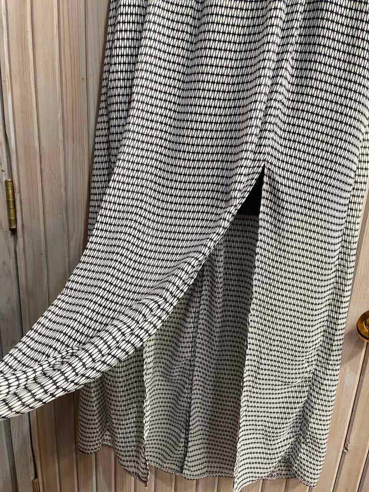 L - xhiliration Dress