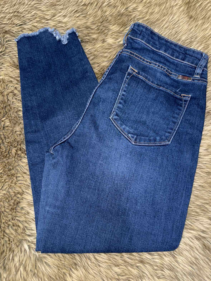 13 - Kancan Jeans