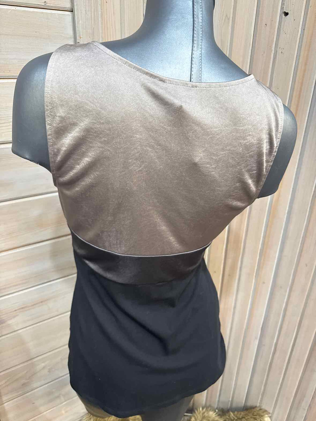 M - Express Tank