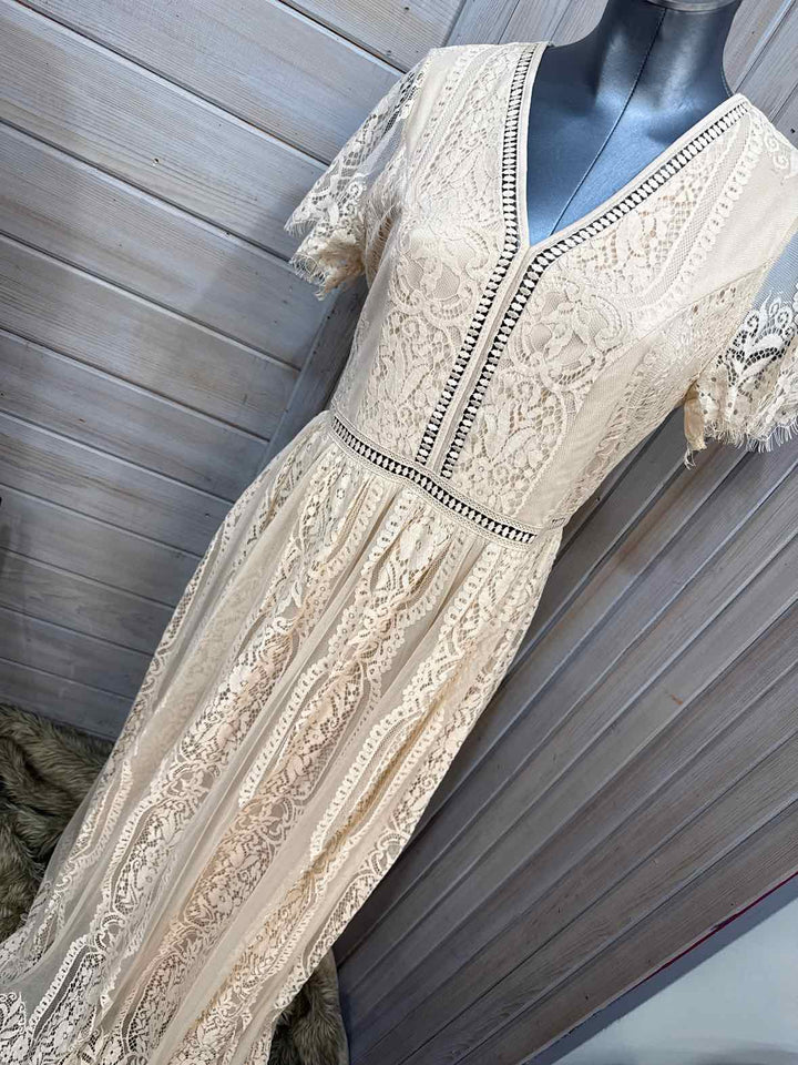 L - Merokeety Dress