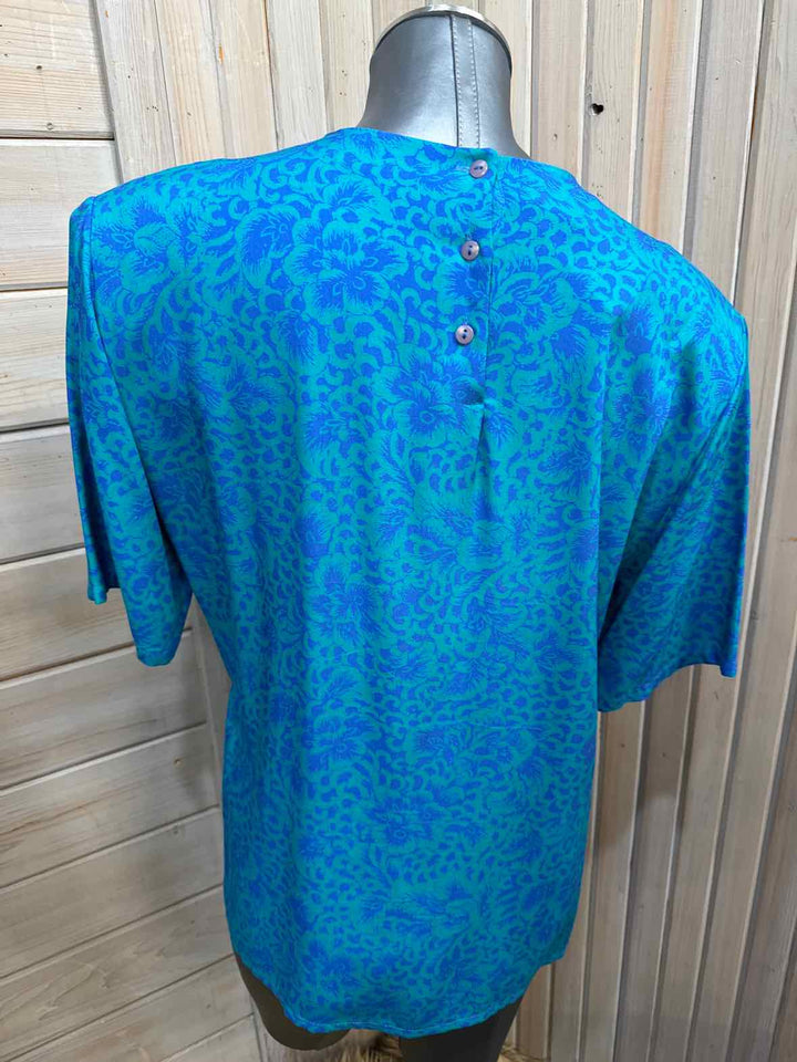 12 - Pendleton T-Shirt