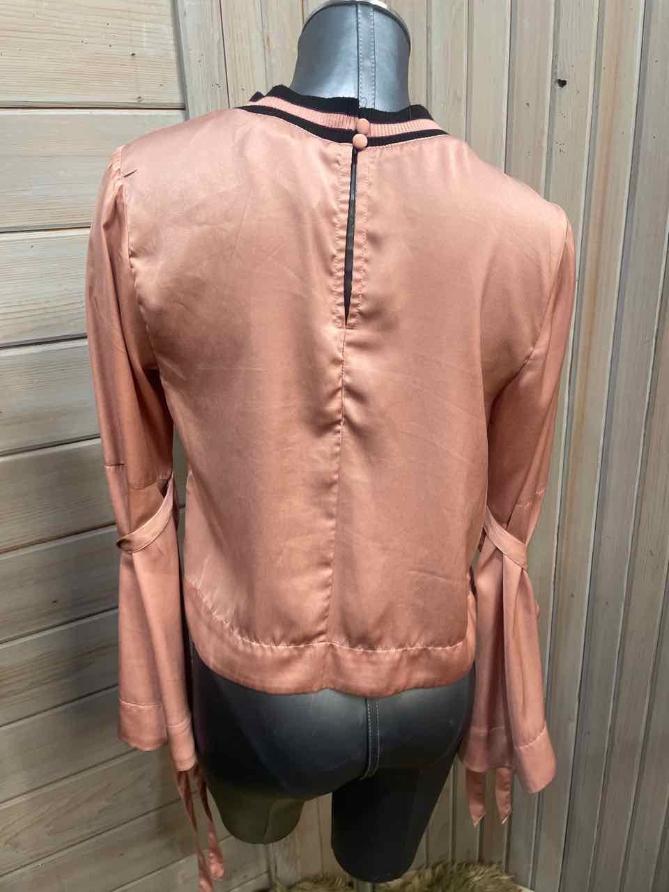 M - Hippie Laundry Bell Sleeve Top