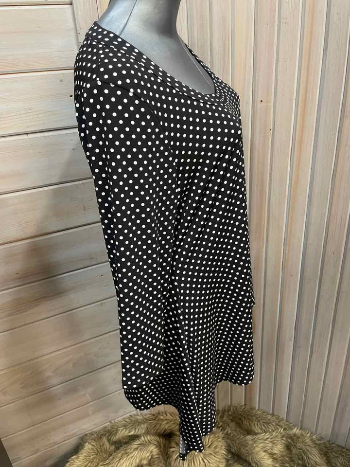 XL? - 3/4 Sleeve Top