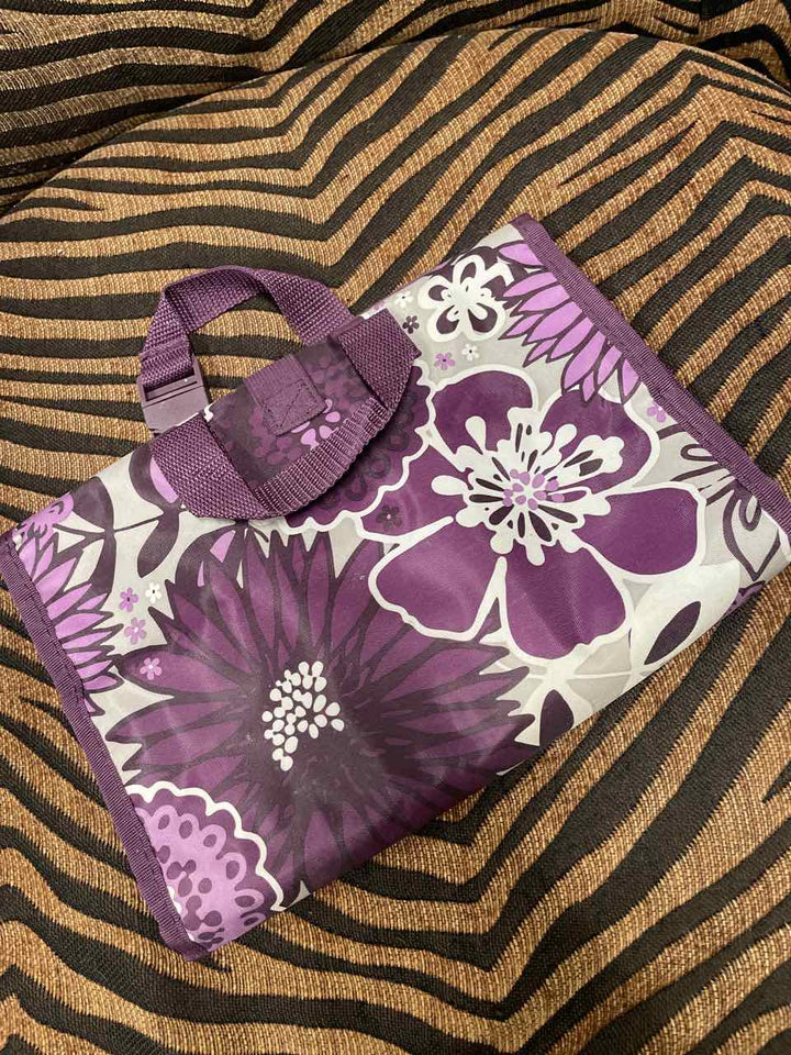 Accessories - thirty-one Bag Cosmetic Bag