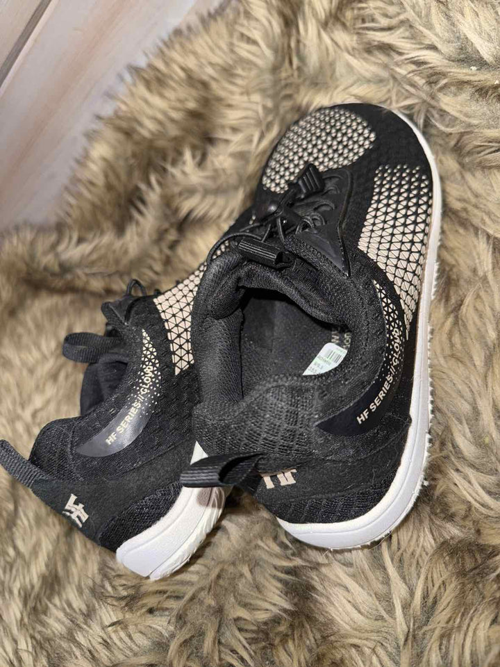 9/9.5 - HIKE Footwear Athletic