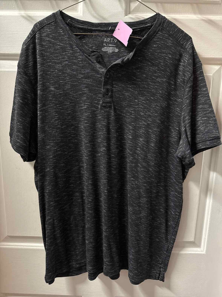 XL - Apt. 9 T-shirt