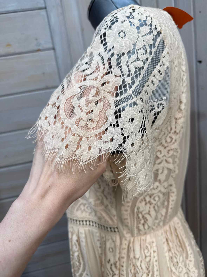 L - Merokeety Dress