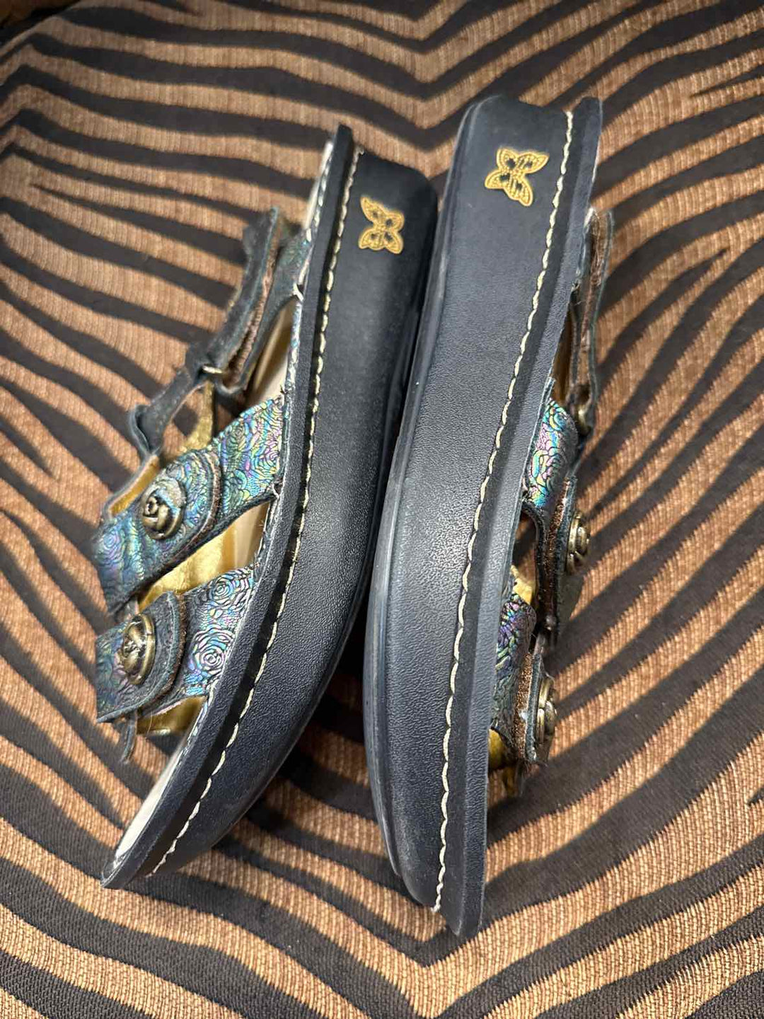 8.5 - Alegria Sandals