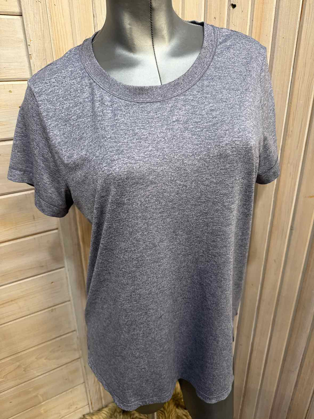 L - Athleta T-Shirt