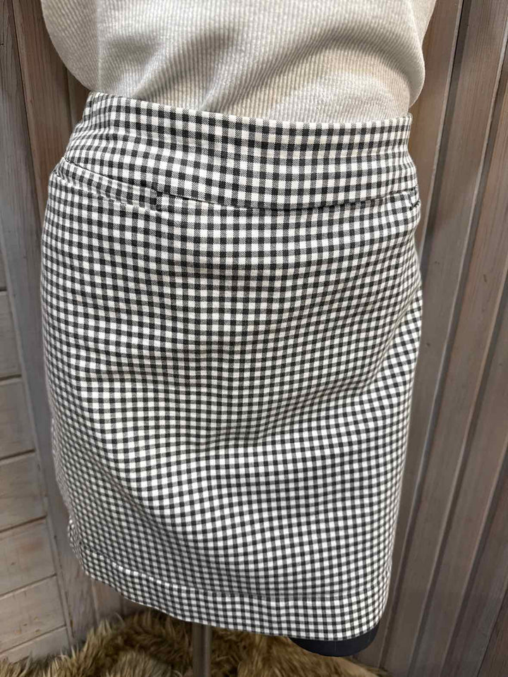 12 - Christopher & Banks Skort