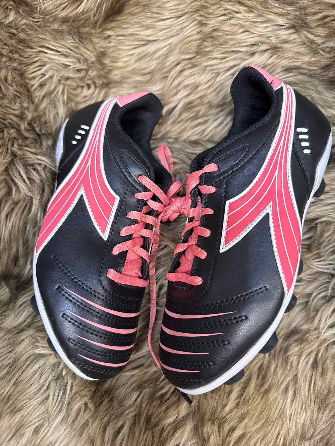 3.5 - Diadora Shoes