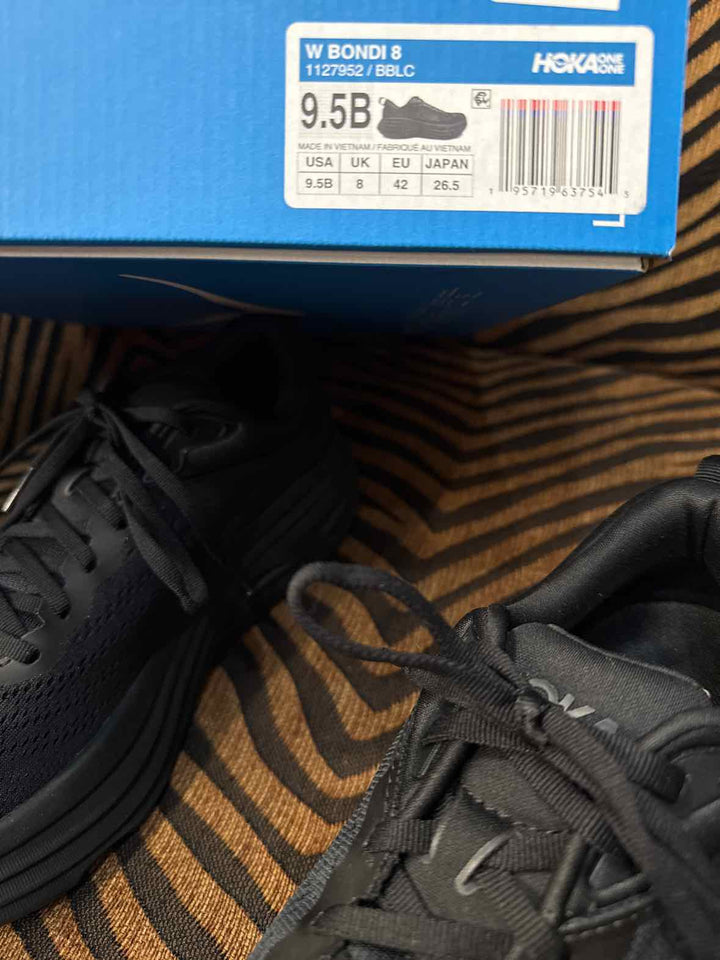 9.5 - Hoka Sneakers