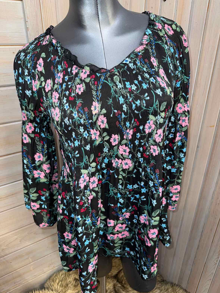 M - Spense Babydoll Top