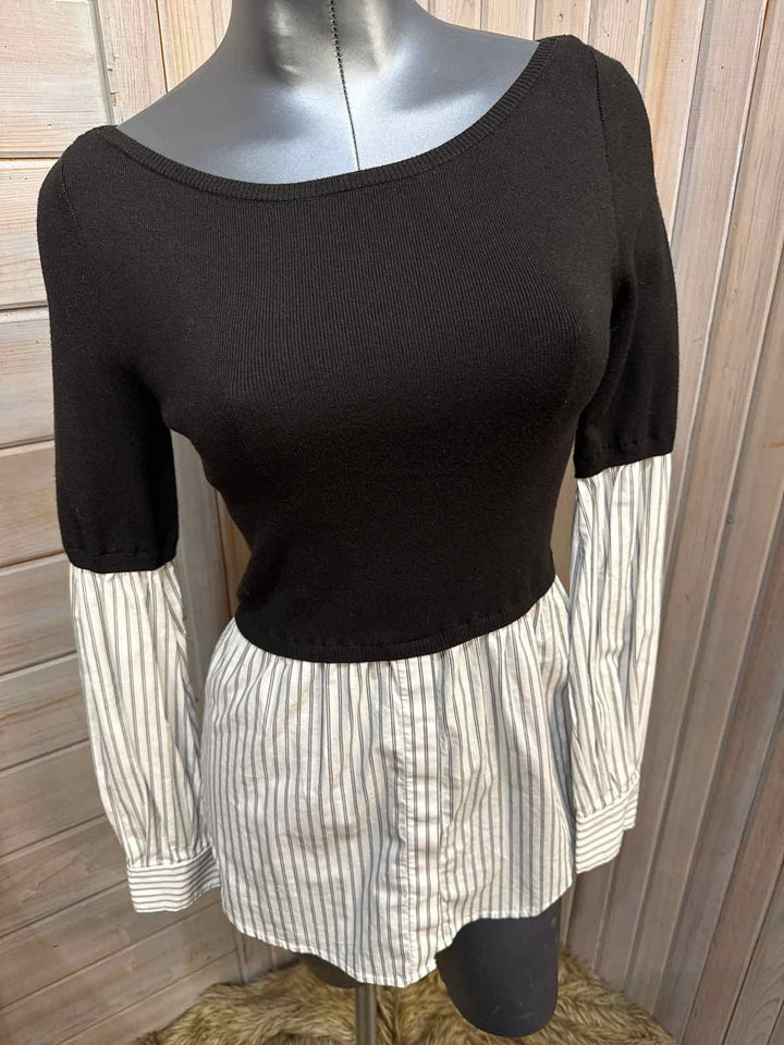 S - WhiteHouseBlkMkt Sweater