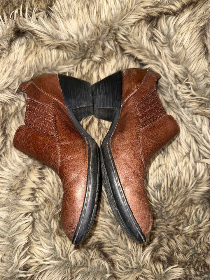 7.5 - Born Boots