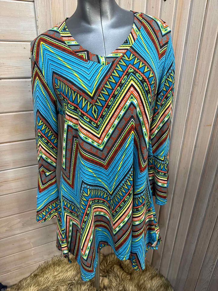 L/XL - Win win Tunic