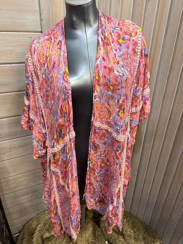 S - Elizabeth Gillett Kimono