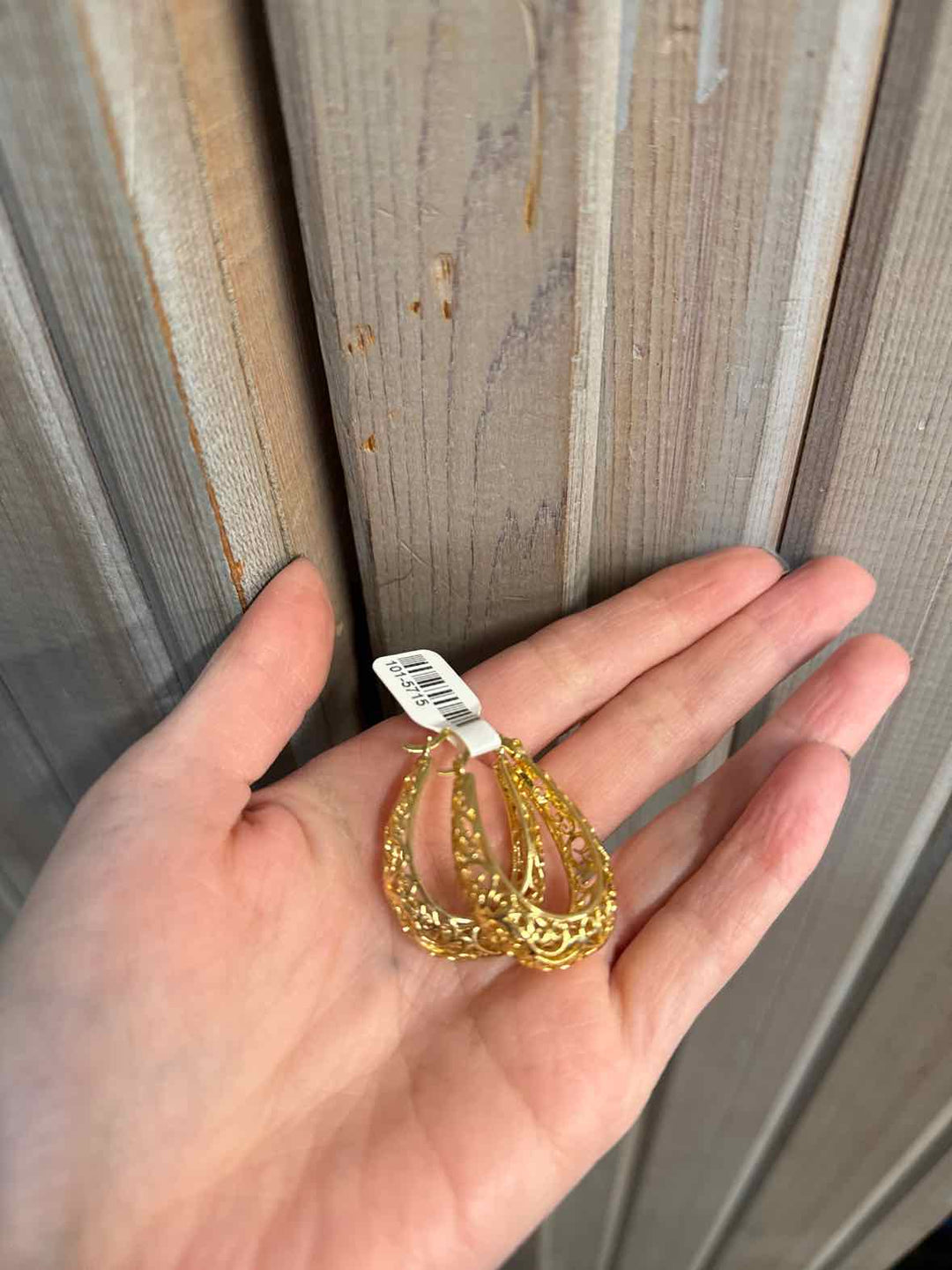 Jewelry - Avon Earrings