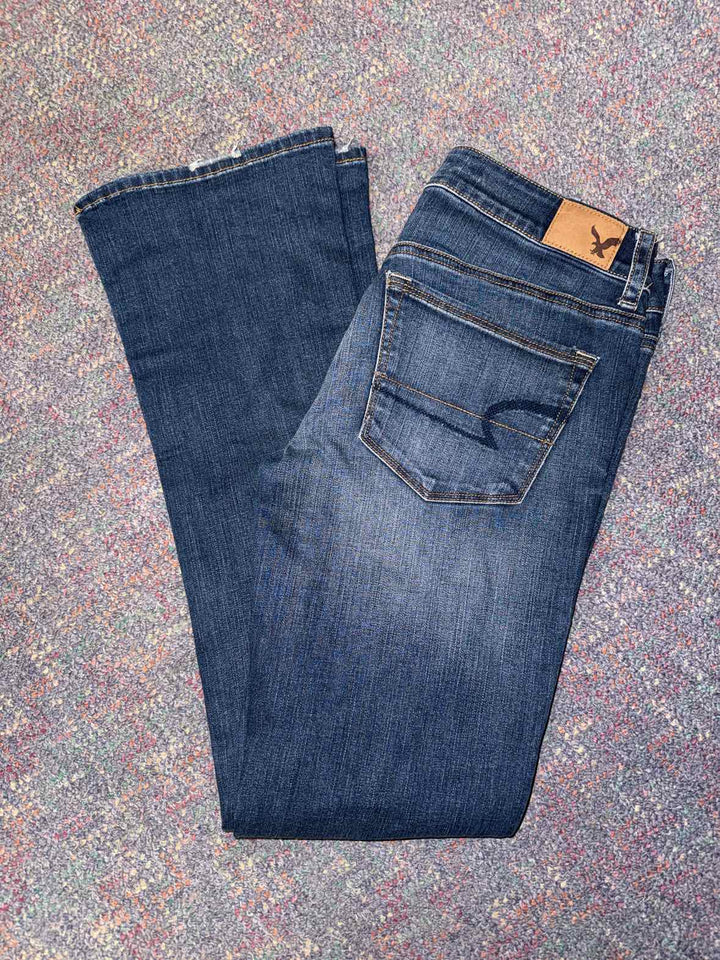 6 - American Eagle Jeans