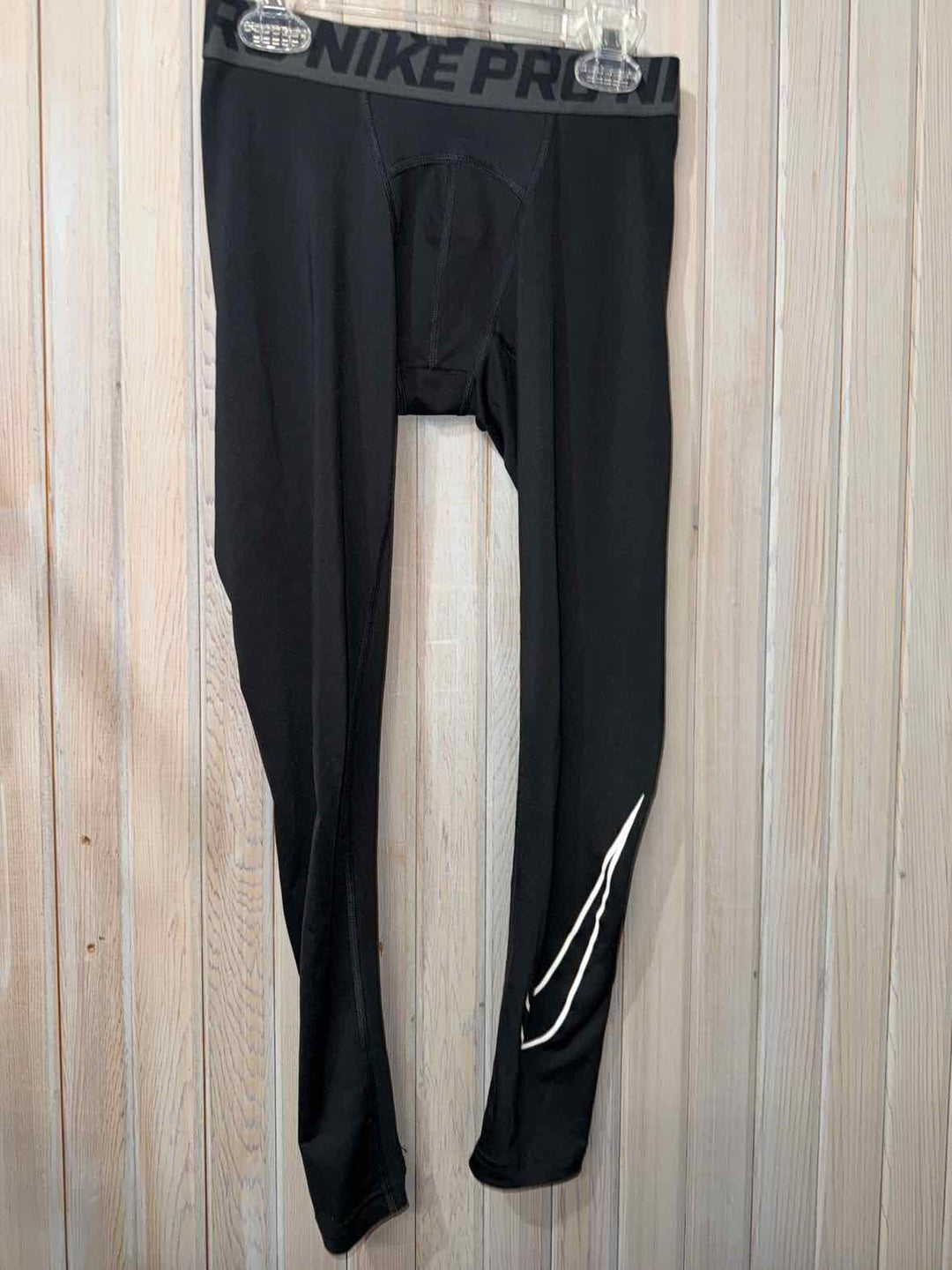 M - Nike Kids Compression Pants