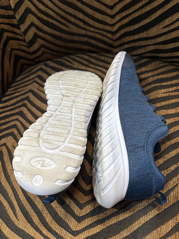 8.5 - Athletic Works Sneakers