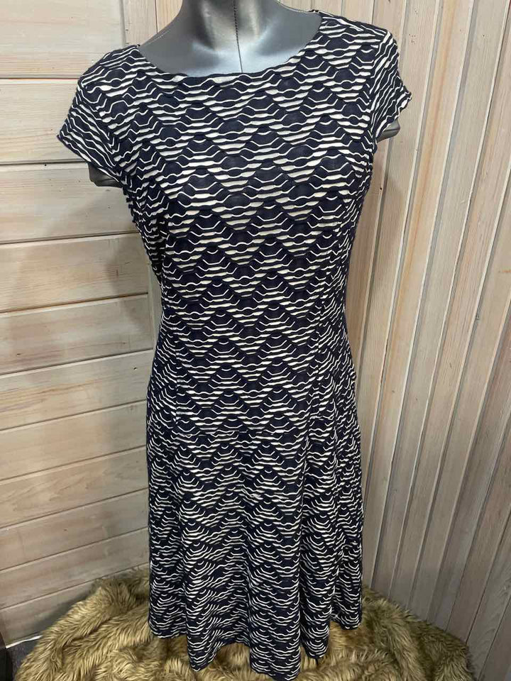 12 - Anne Klein Dress