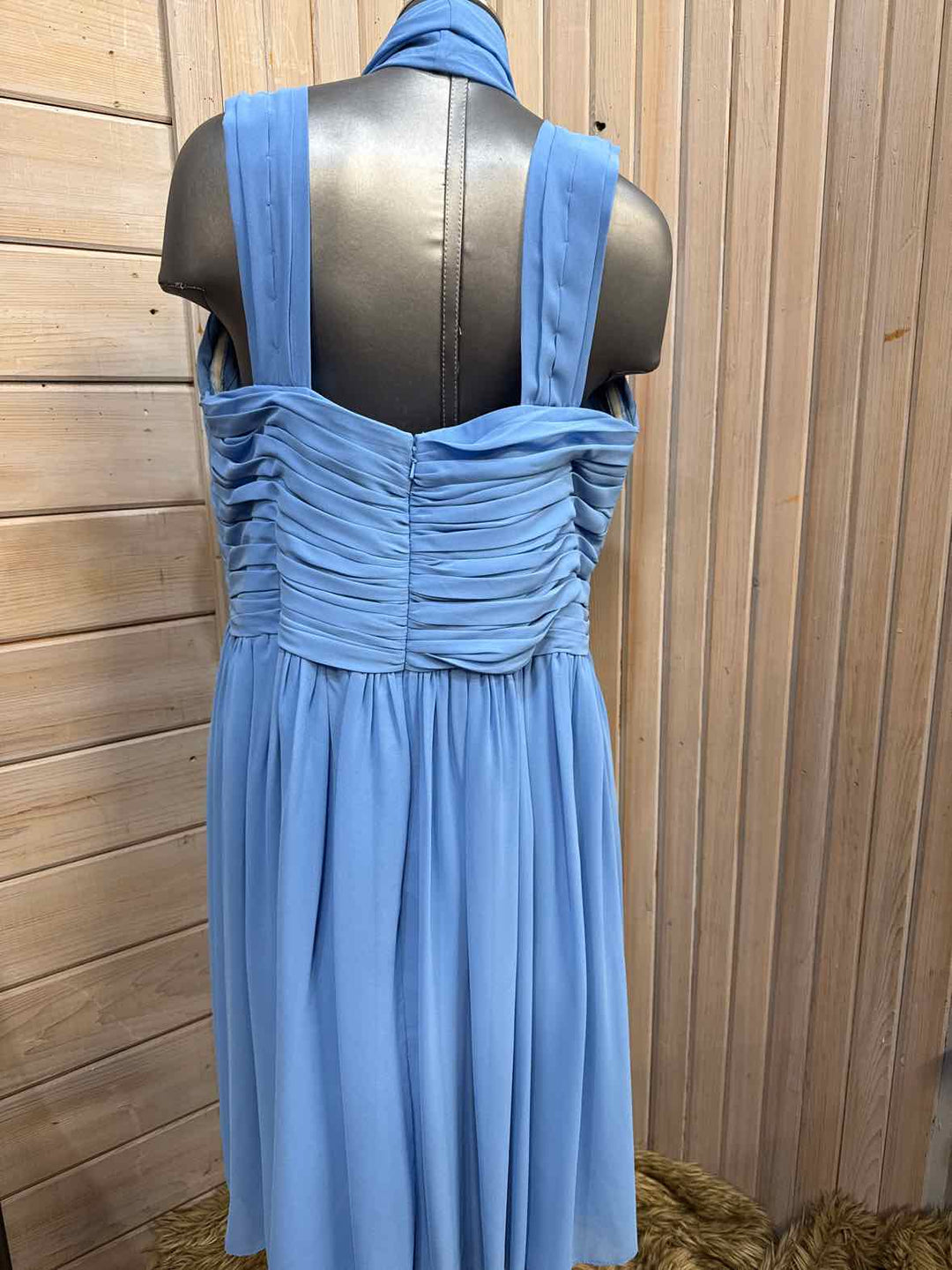28 - Bill Levkoff Dress