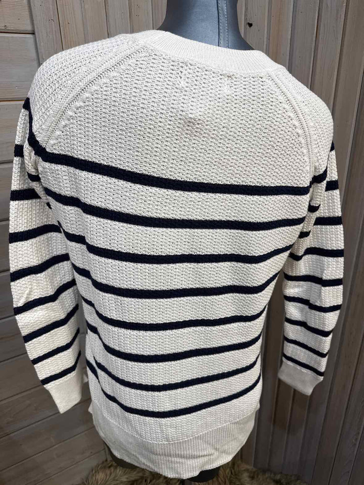S - Old Navy Sweater