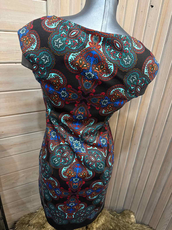 6 - London Times Dress