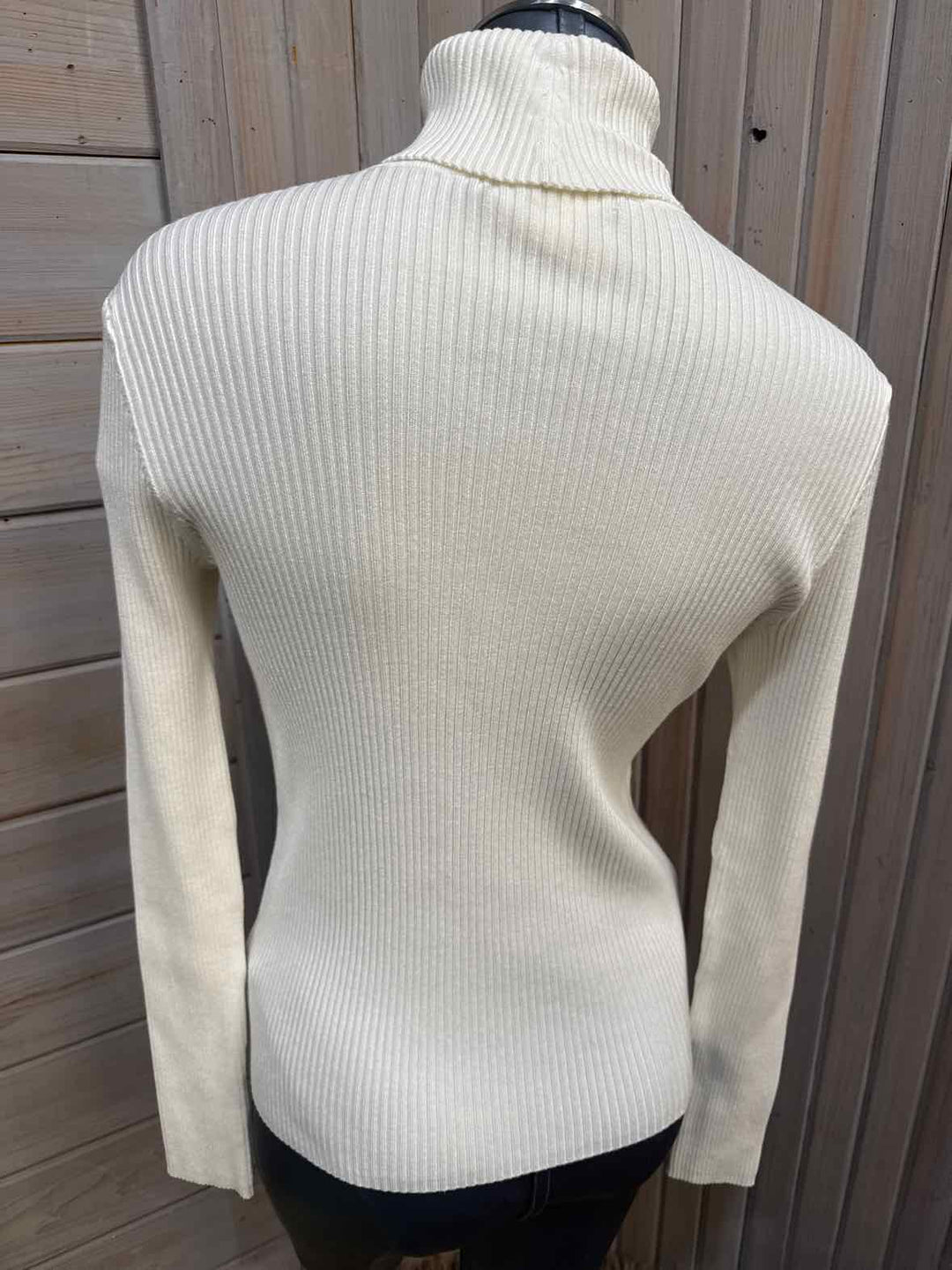 S - Ribbed Turtleneck