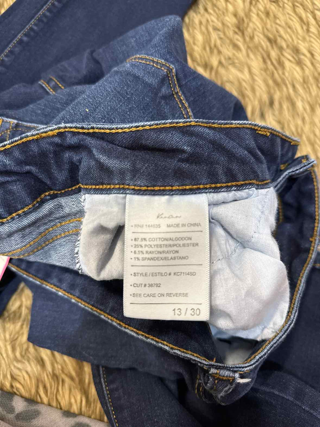13 - Kancan Jeans
