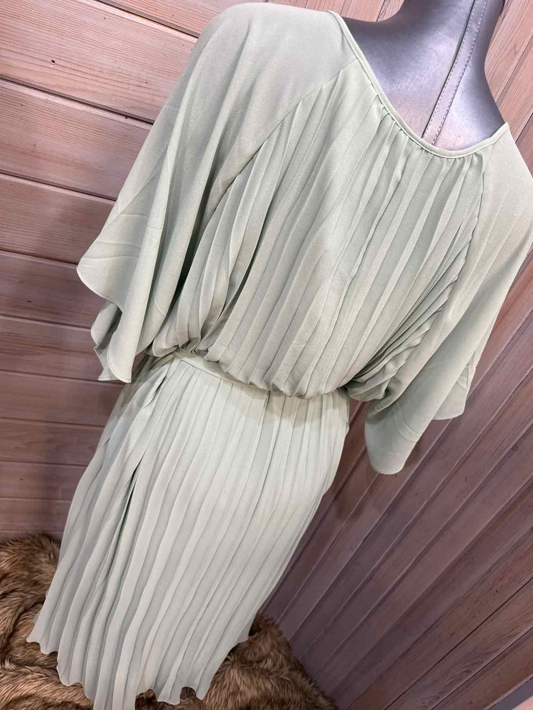 XL - H&M Dress