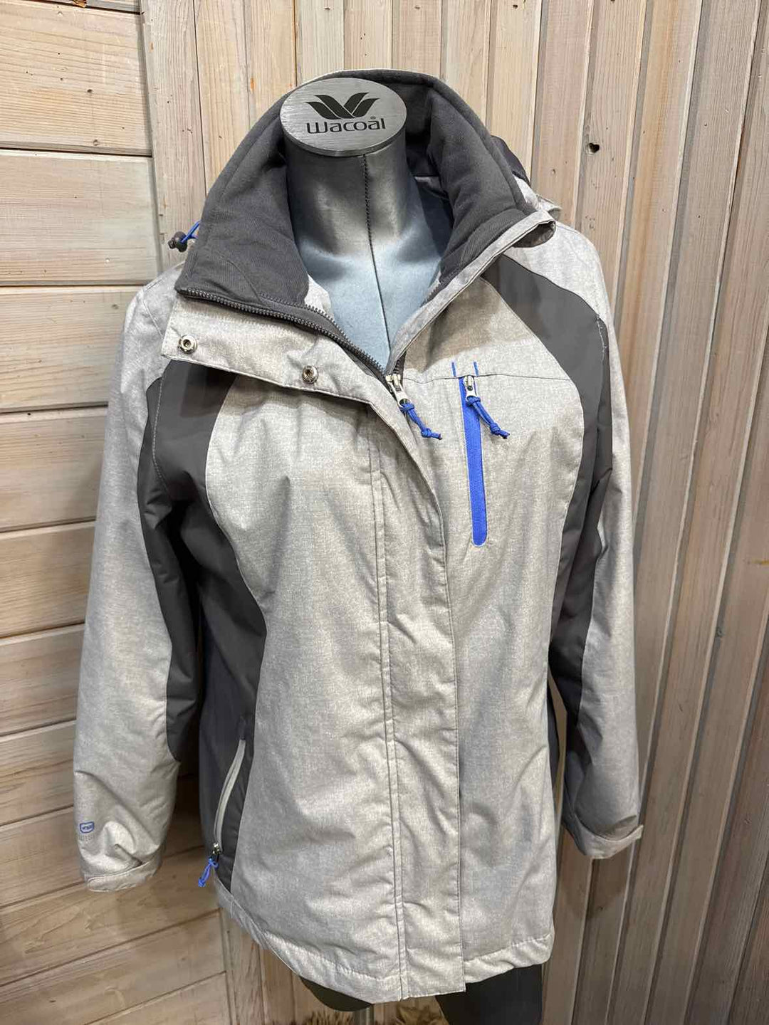 M - Free Country Jacket