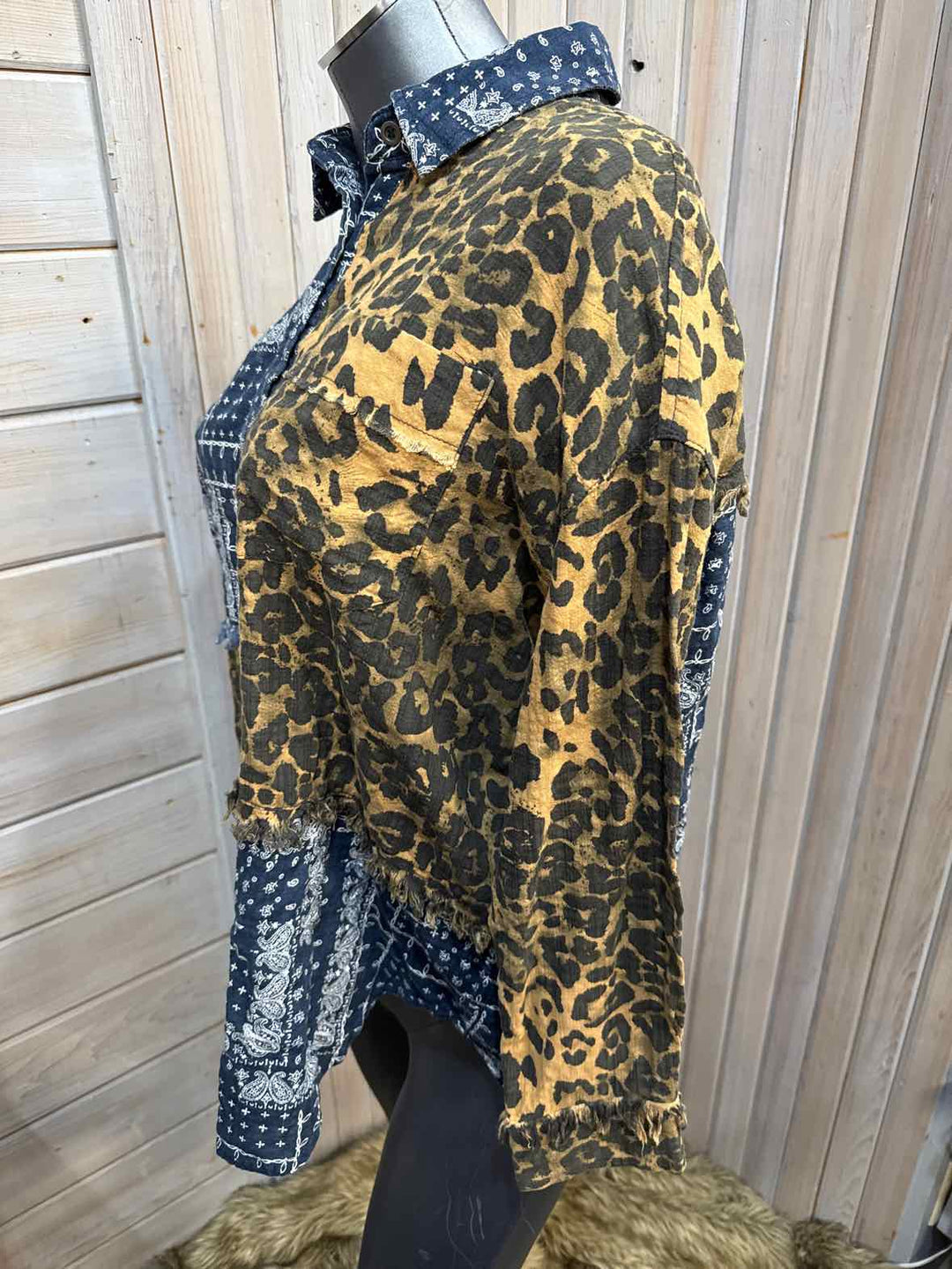 S - ODDY Button Down