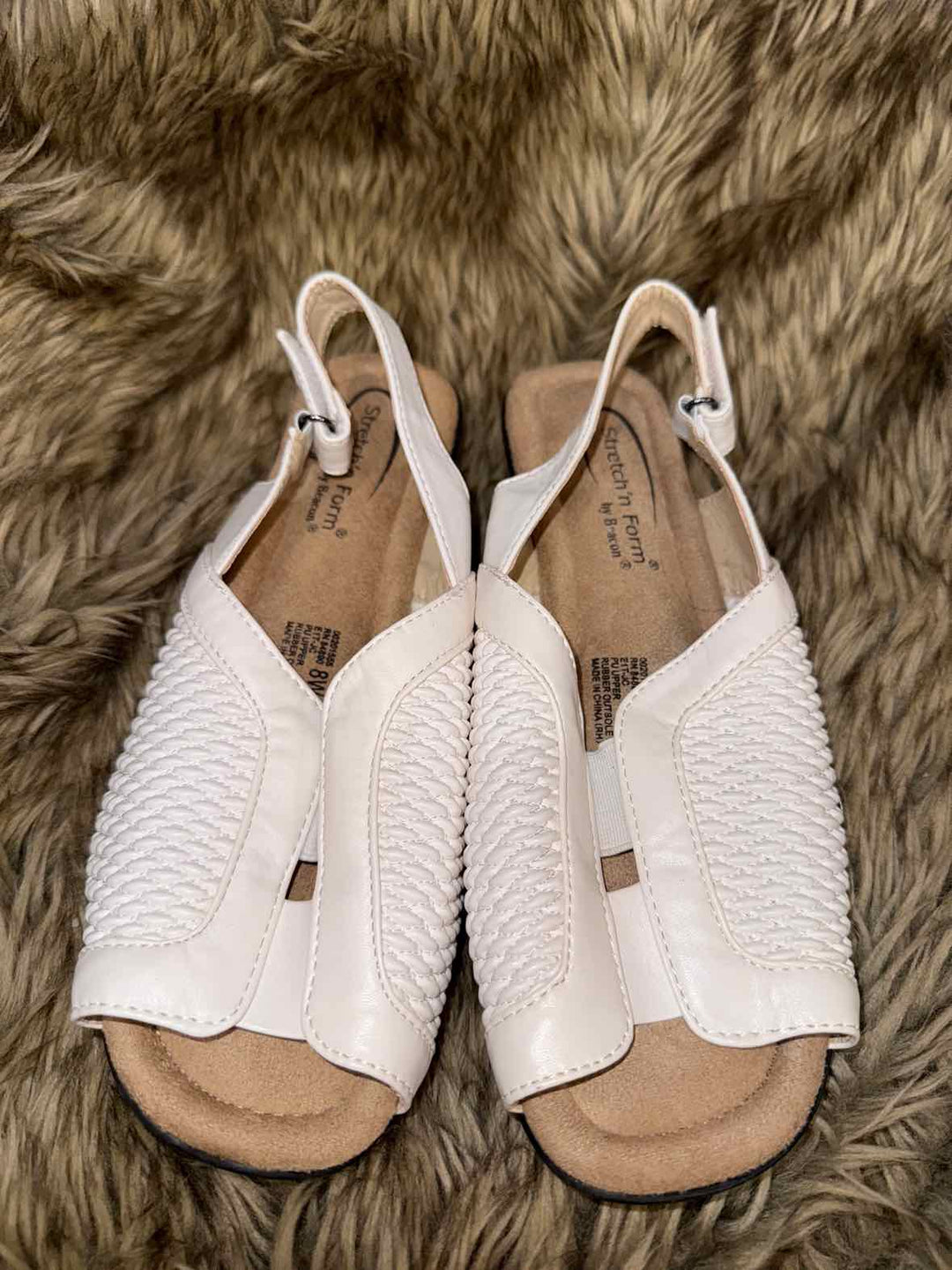 8W - Stretch'n Form by Beacon Sandals