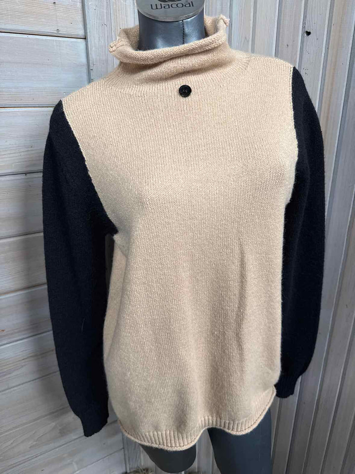 S - Sweater