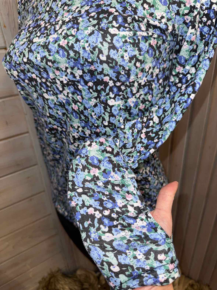S - Luyaa Turtleneck
