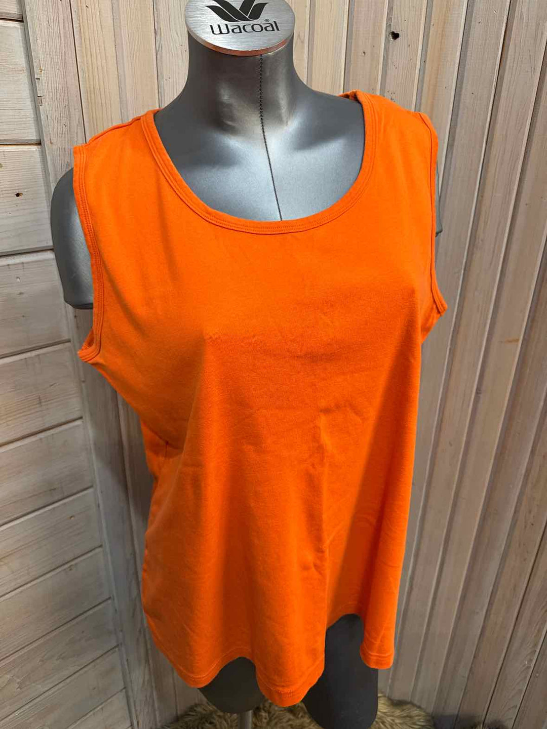 XL - Duluth Trading Co. Tank