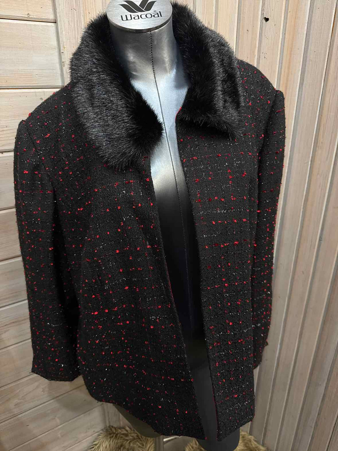 24W - Jessica Howard Jacket