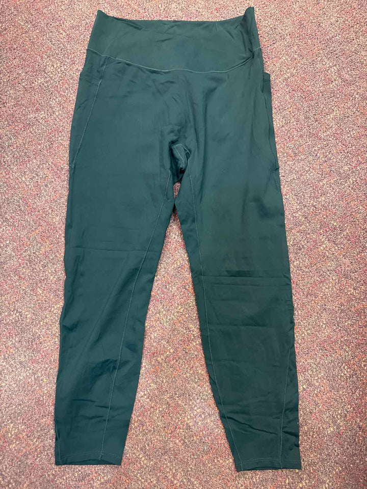 L - HALARA Leggings