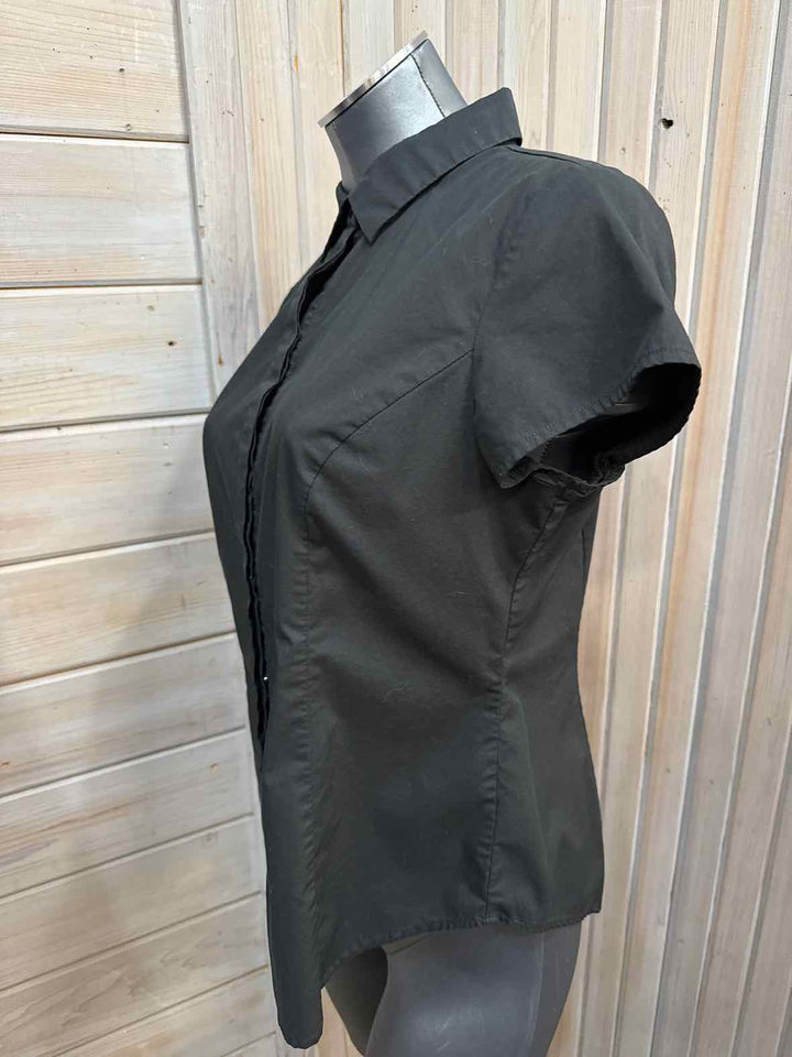 M - Worthington Button Down
