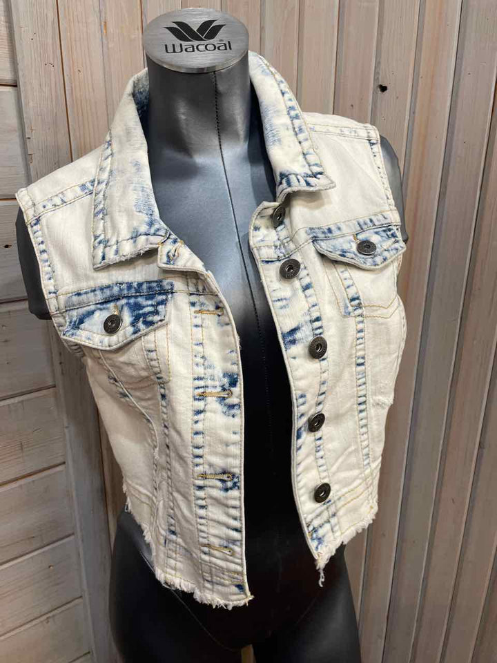 L - Mudd Vest