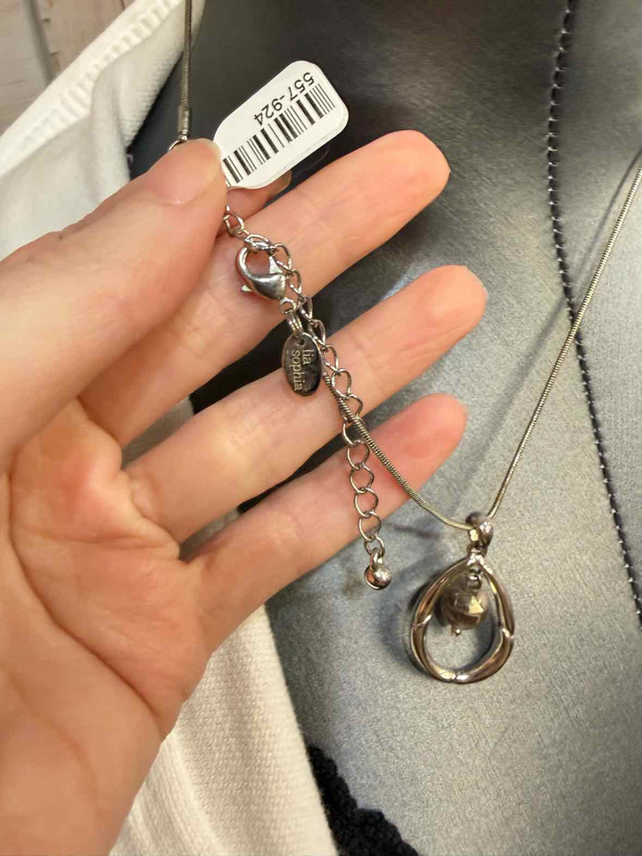 Jewelry - Lia Sophia Necklace